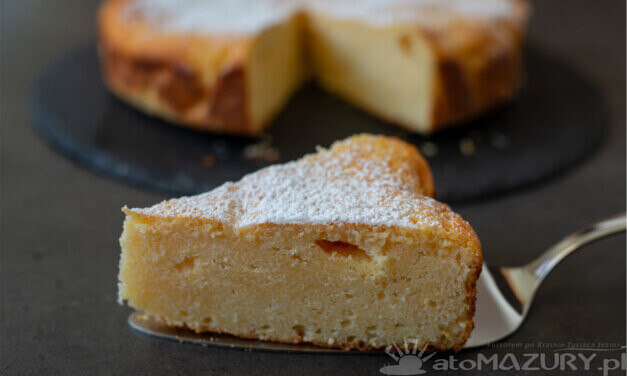 Aksamitny sernik „atoMazury”